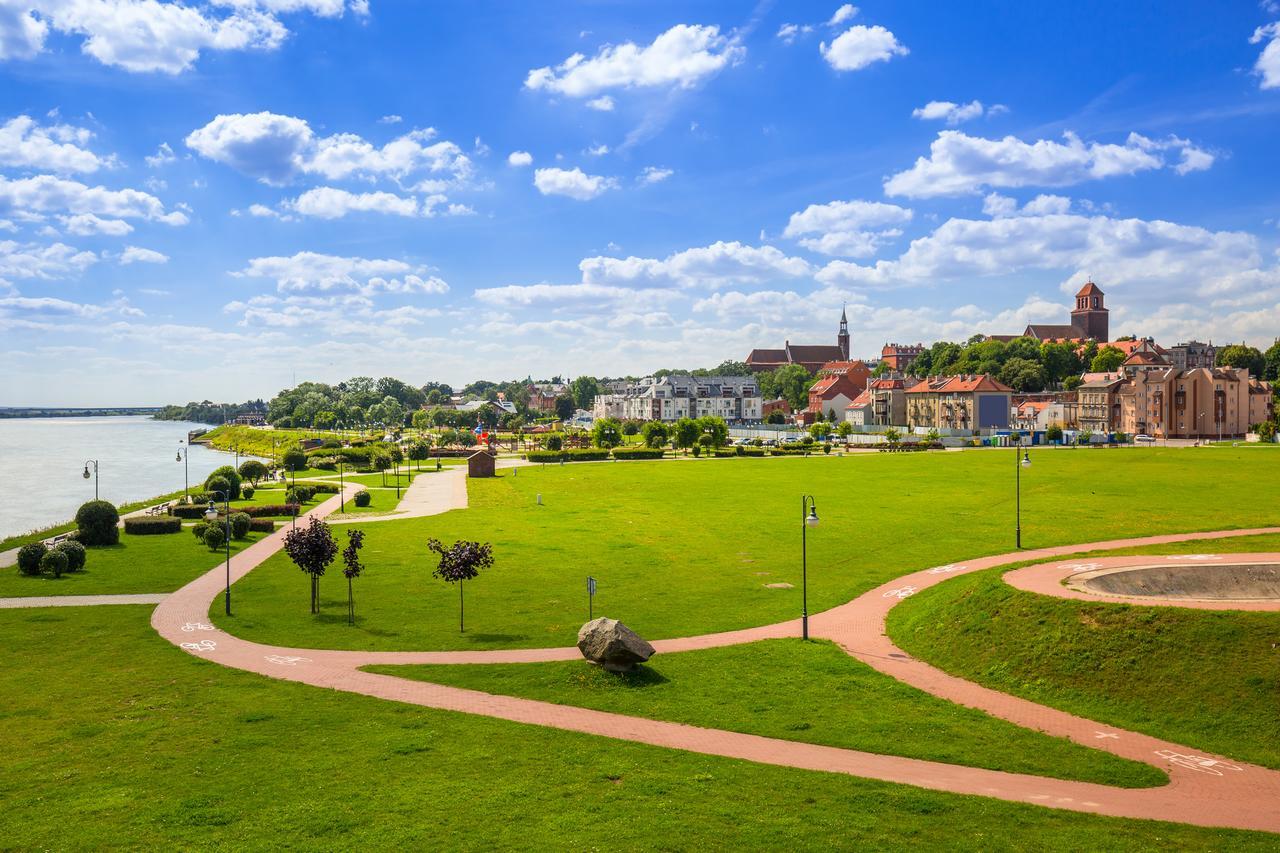 Hotel Vela Tczew Bagian luar foto