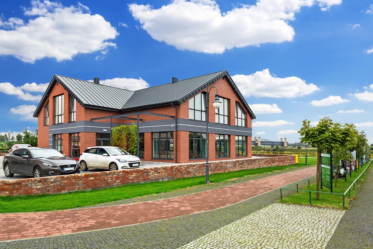 Hotel Vela Tczew Bagian luar foto