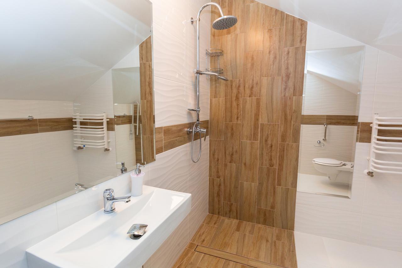 Hotel Vela Tczew Bagian luar foto