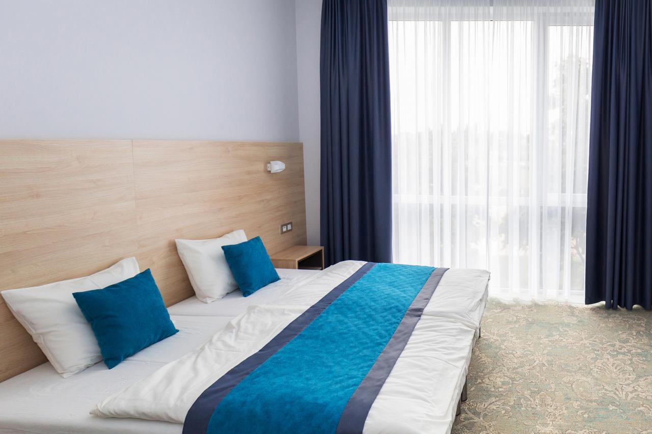 Hotel Vela Tczew Bagian luar foto