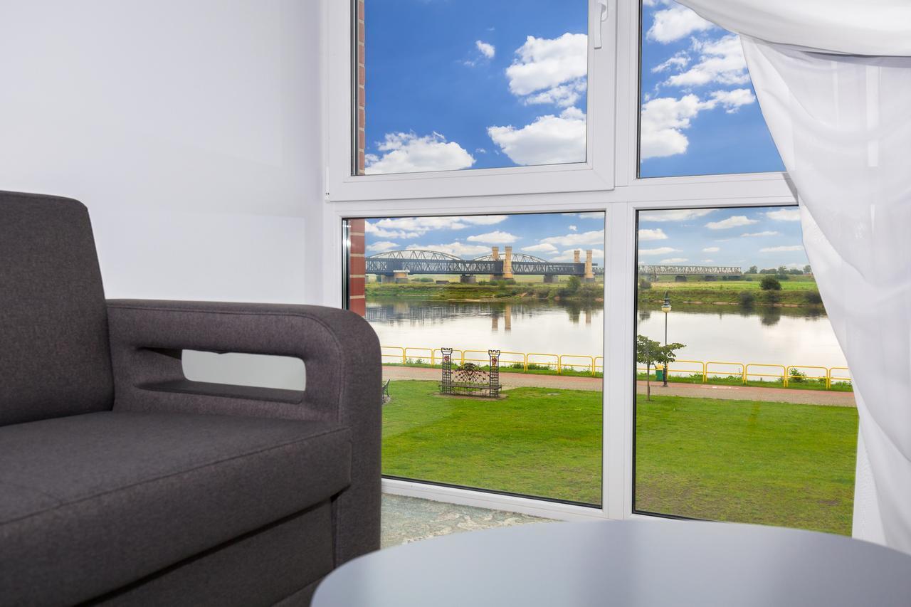 Hotel Vela Tczew Bagian luar foto